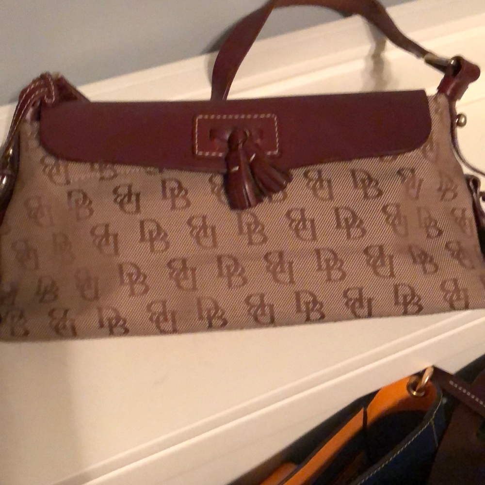 Dooney & Bourke bag - Picture 2 of 2